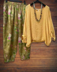 Solid Color Top & Floral Print Loose Pant Set