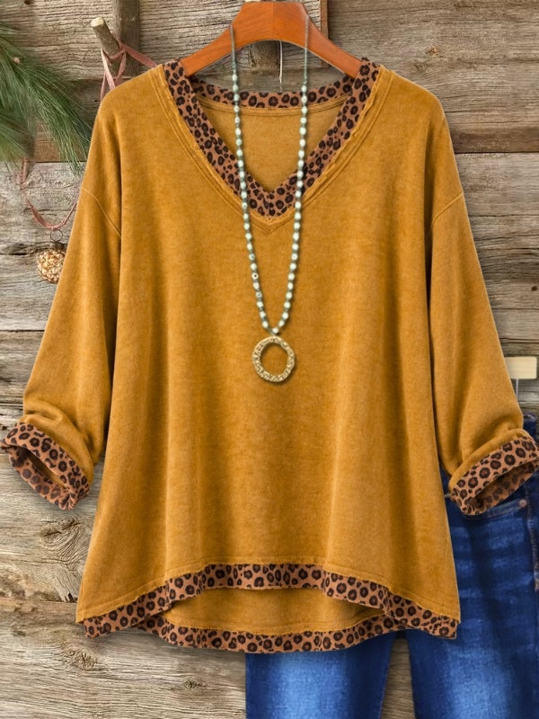 Leopard Trim V-Neck Relaxed Top